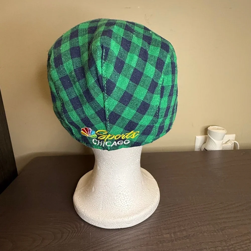 Kick10 Chicago Blackhawks Flat Cap Hat Green Gingham Plaid Newsboy M/L 7 3/8